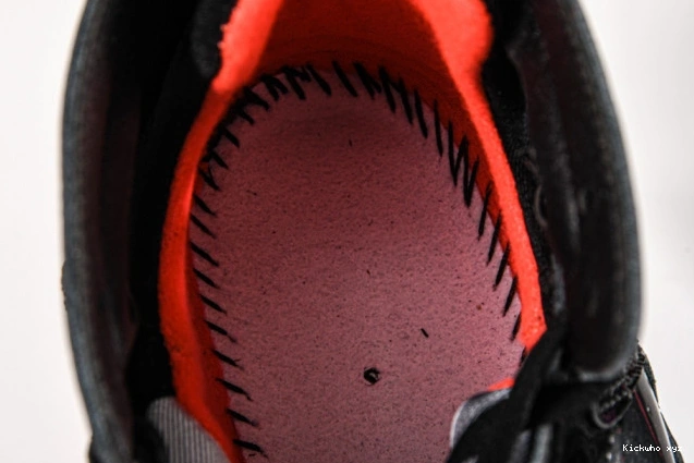 313358-006 Air 7 Retro Black Jordan Patent 0701